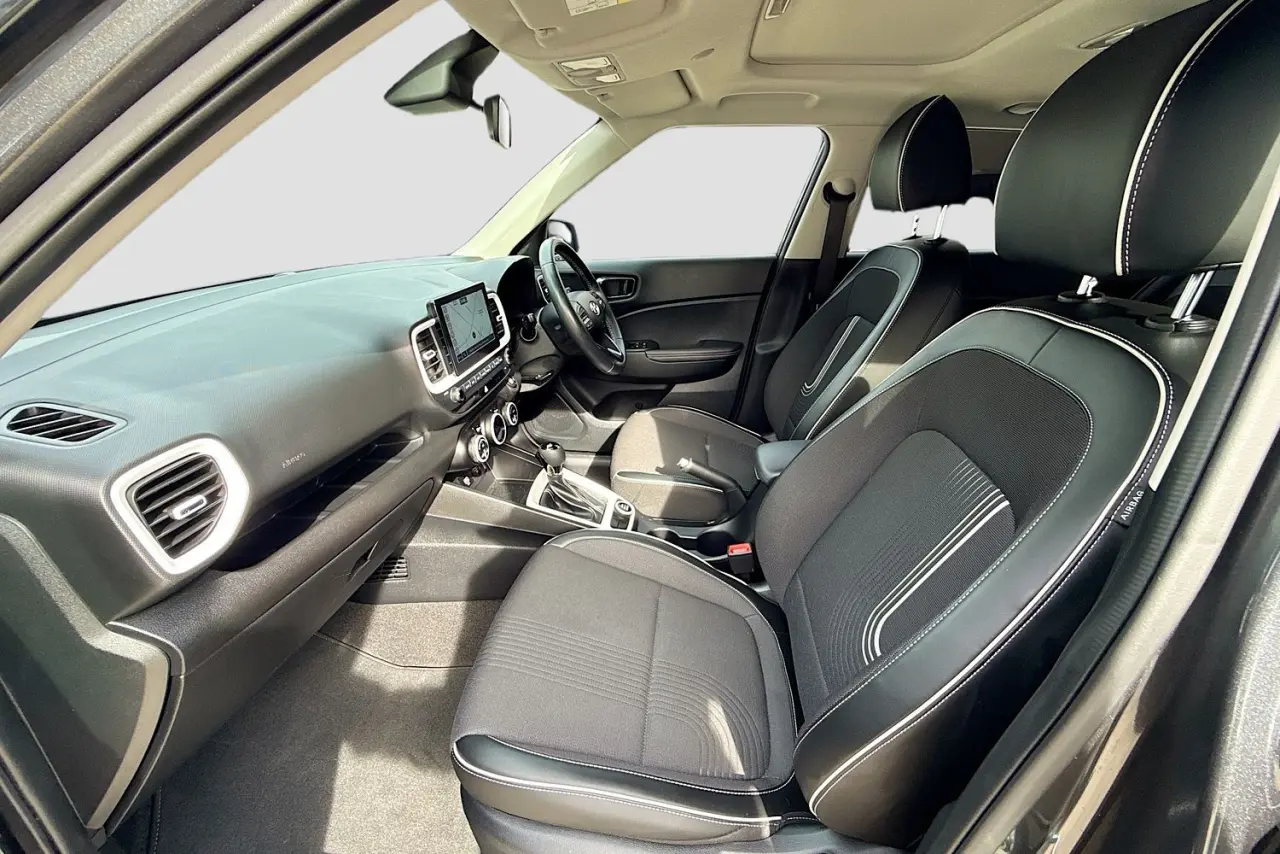 2021 Hyundai Venue Gallery Image 25