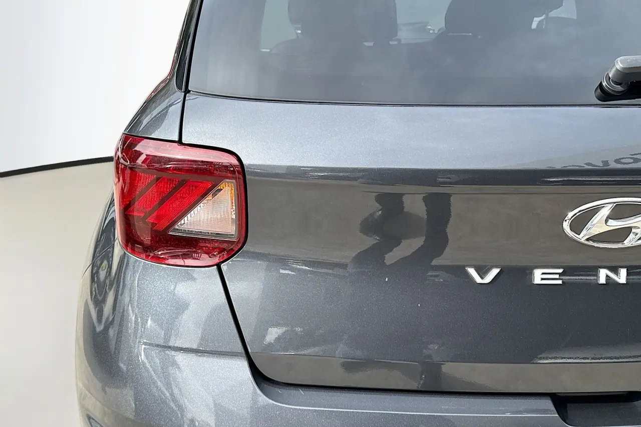 2021 Hyundai Venue Gallery Image 8