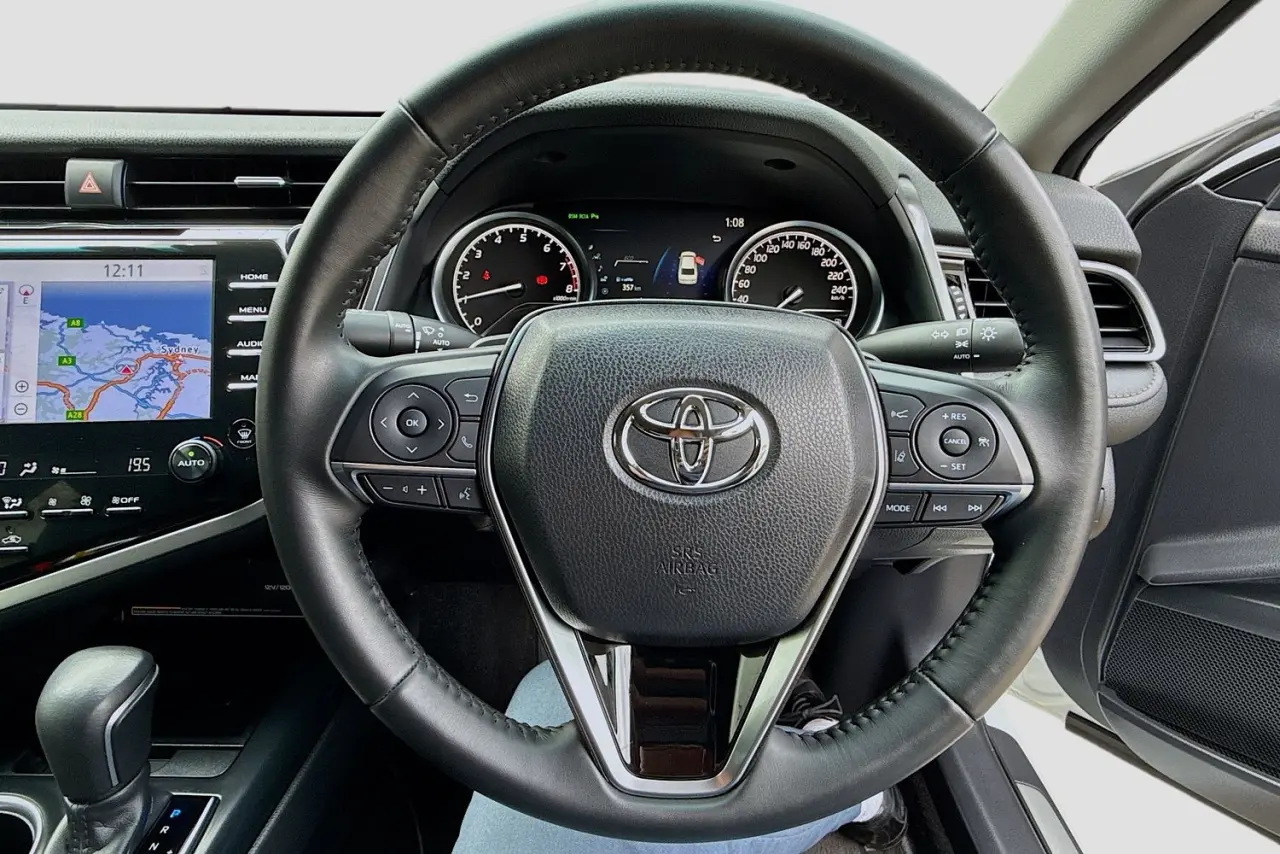 2020 Toyota Camry Gallery Image 21
