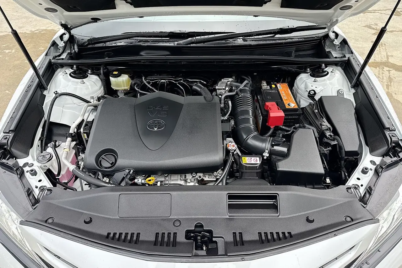 2020 Toyota Camry Gallery Image 29