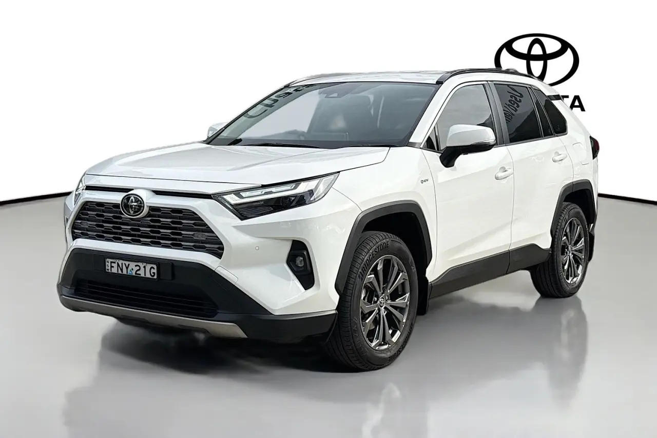 2024 Toyota RAV4 Gallery Image 4