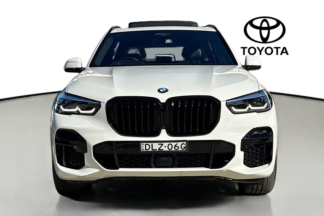 2022 BMW X5 Gallery Image 3