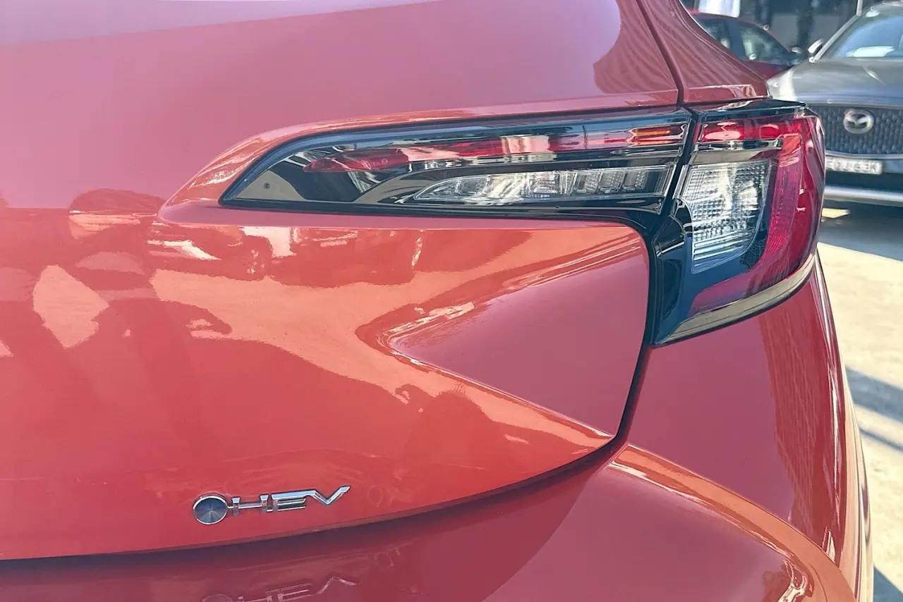 2025 Toyota Corolla Gallery Image 9