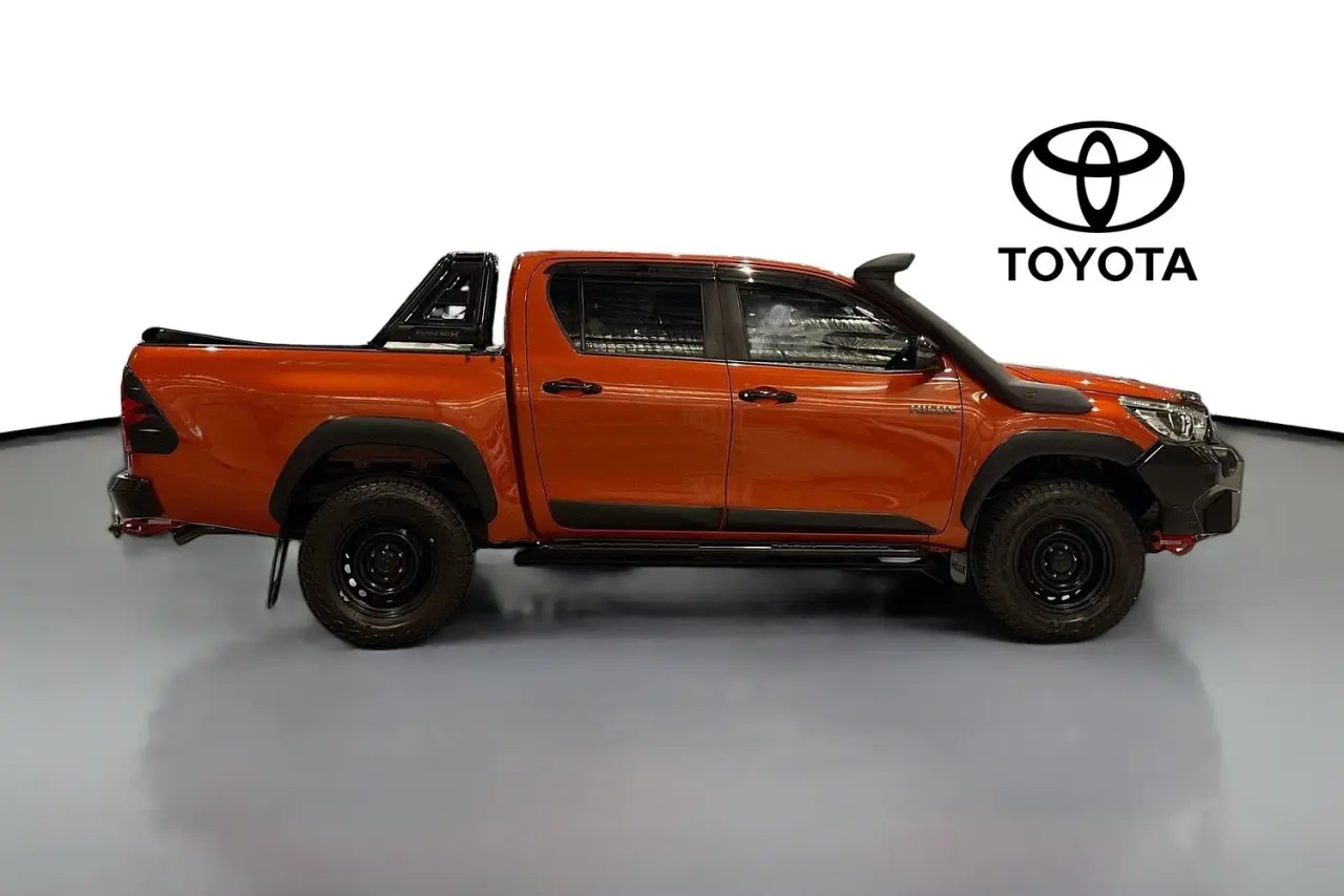 2019 Toyota Hilux Gallery Image 11