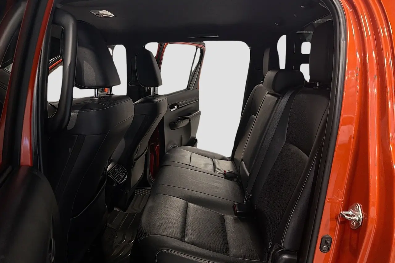 2019 Toyota Hilux Gallery Image 26