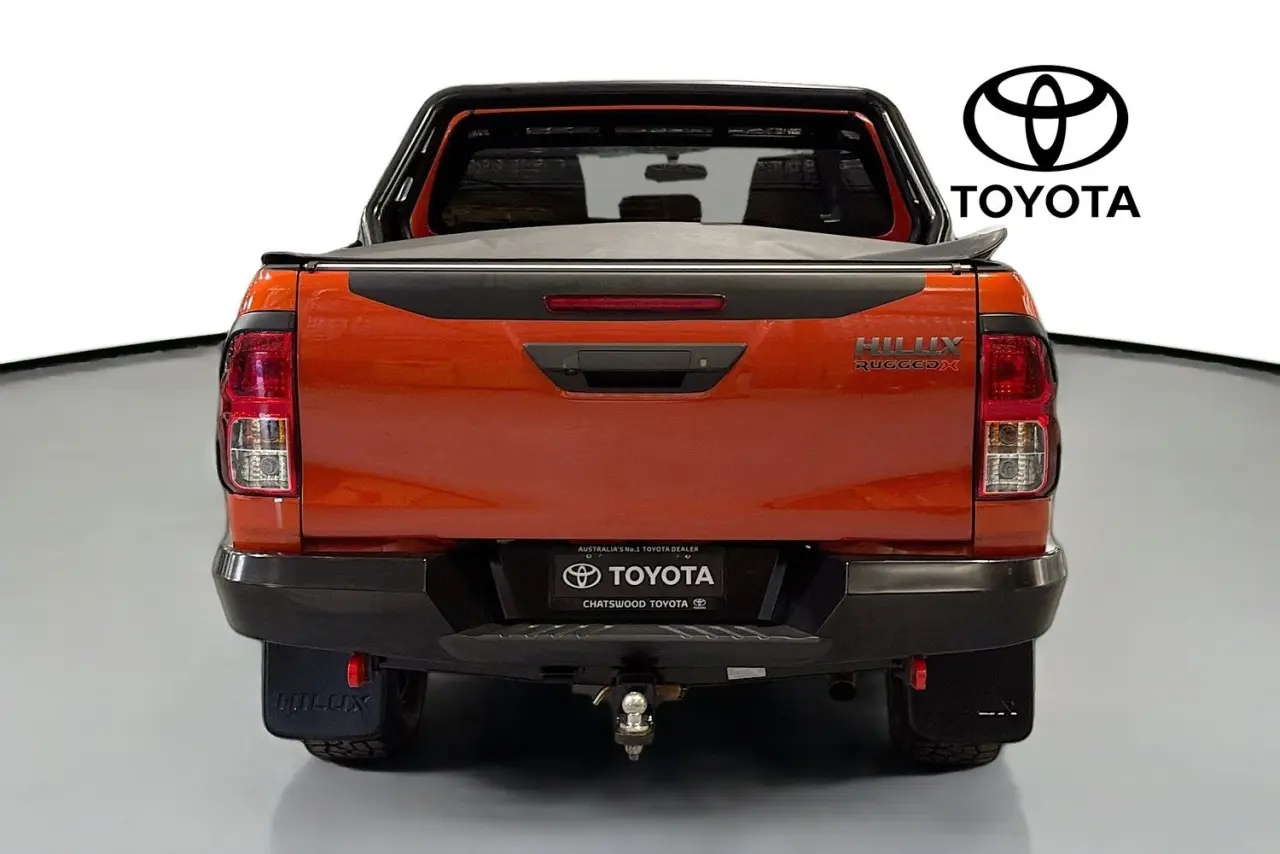 2019 Toyota Hilux Gallery Image 7