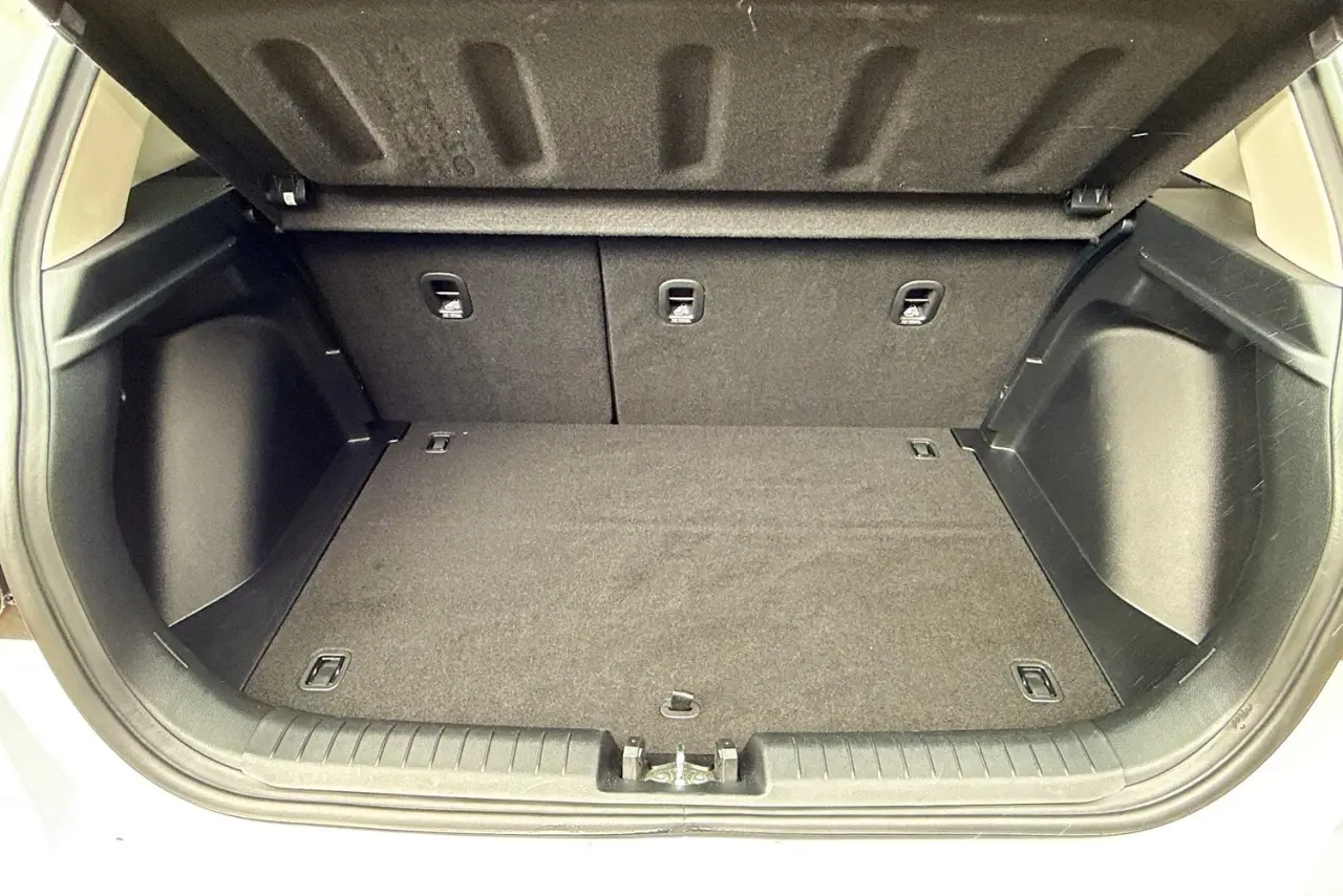 2021 Hyundai Venue Gallery Image 25