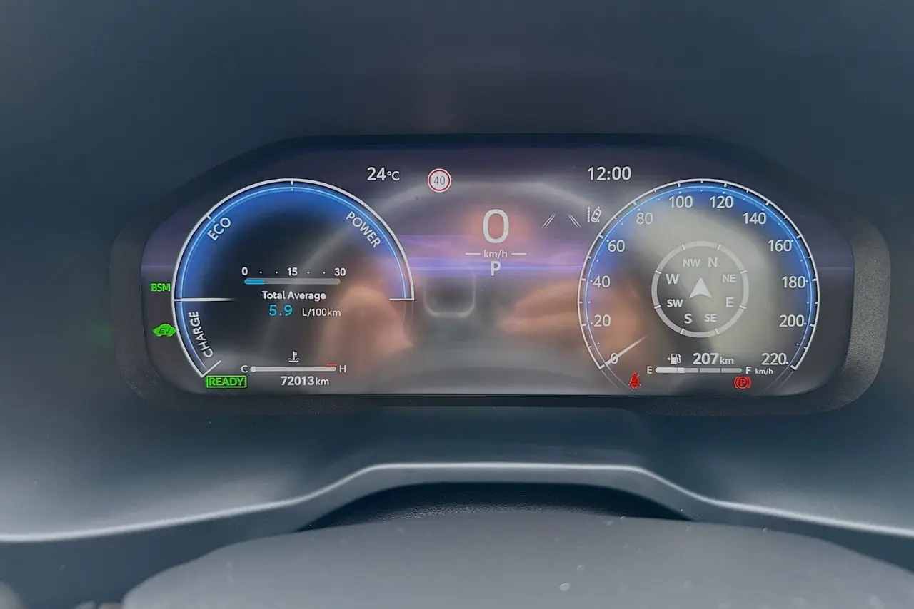2025 Toyota RAV4 Gallery Image 21