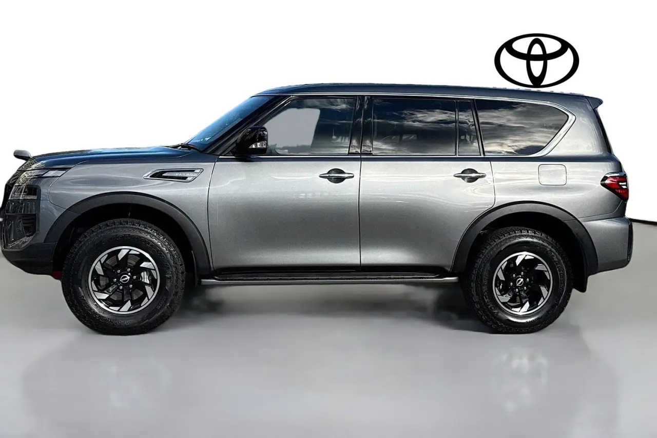 2025 Nissan Patrol Gallery Image 6