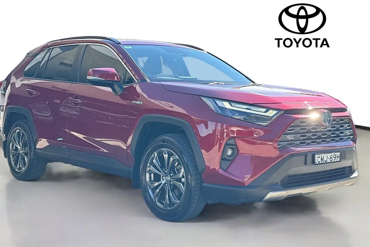 2024 Toyota RAV4 Gallery Image 1