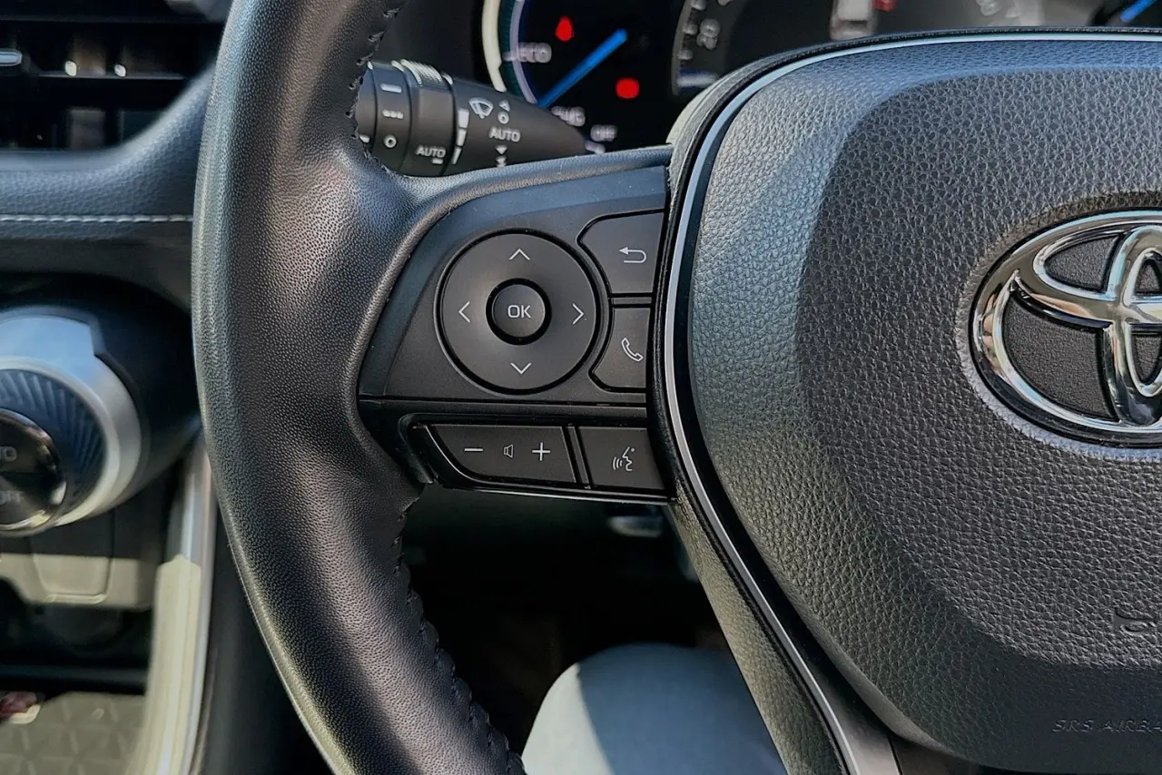 2024 Toyota RAV4 Gallery Image 18