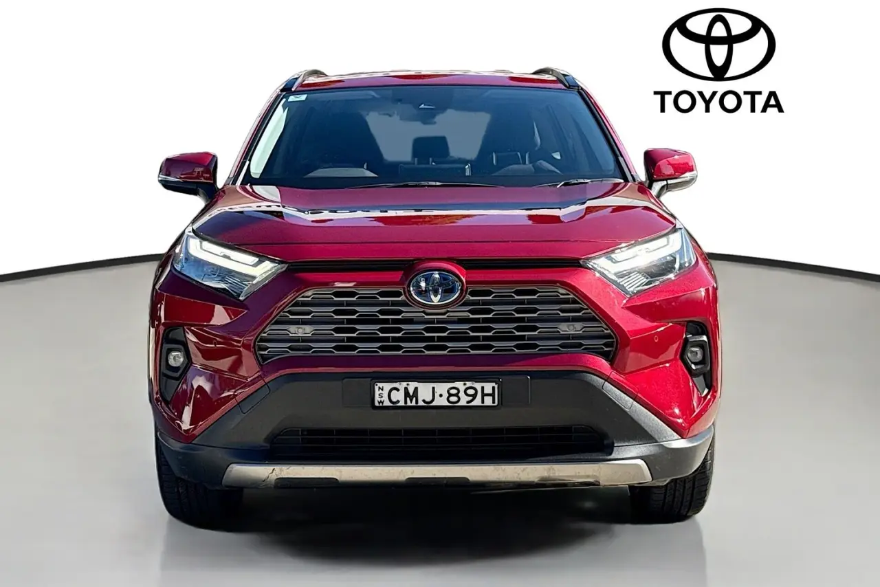 2024 Toyota RAV4 Gallery Image 2