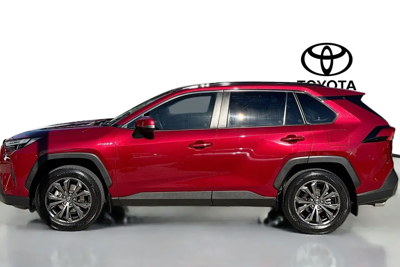 2024 Toyota RAV4 Gallery Image 5