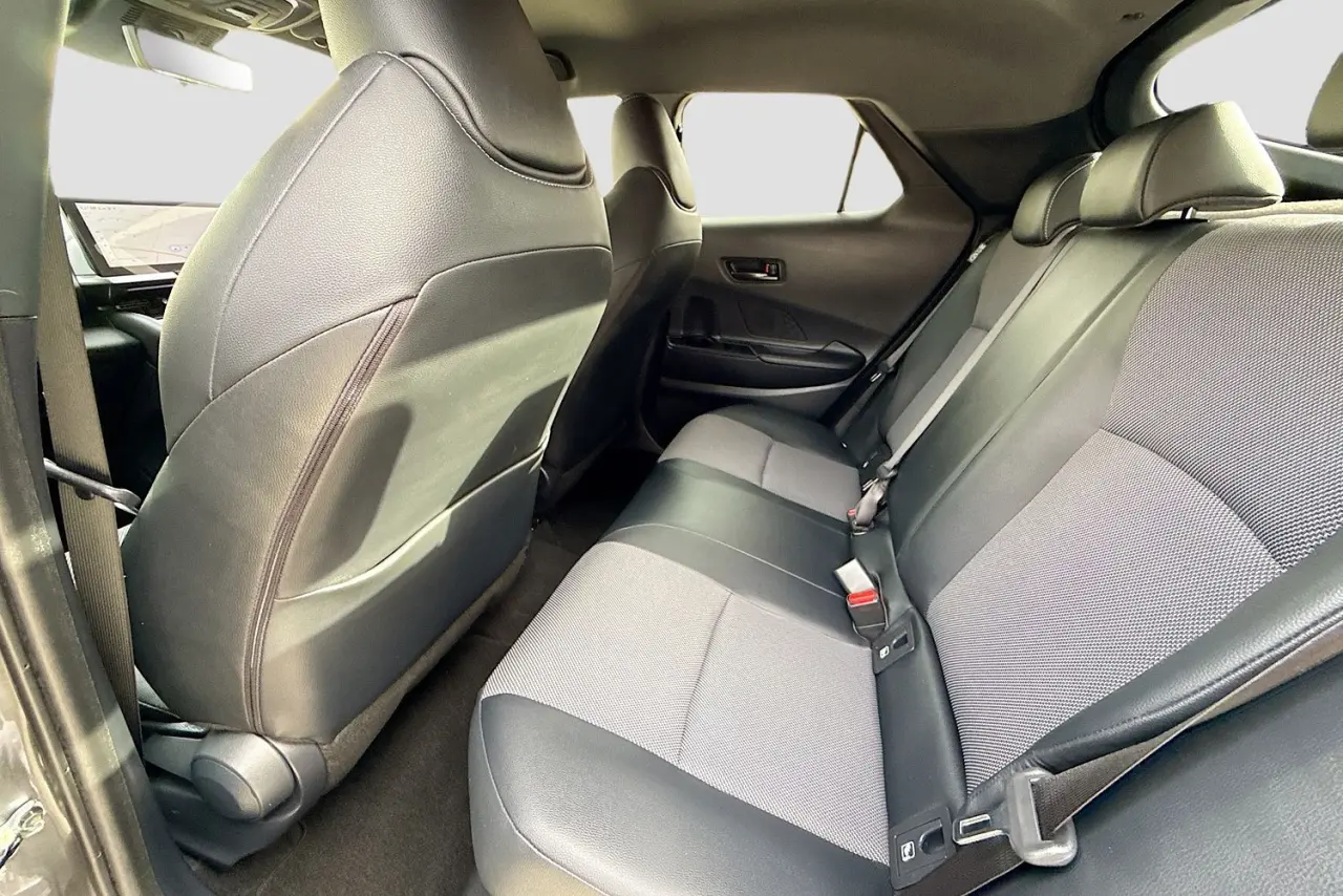 2025 Toyota C-HR Gallery Image 26