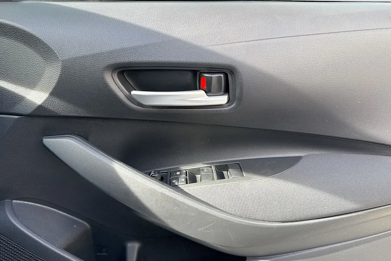 2023 Toyota Corolla Gallery Image 23