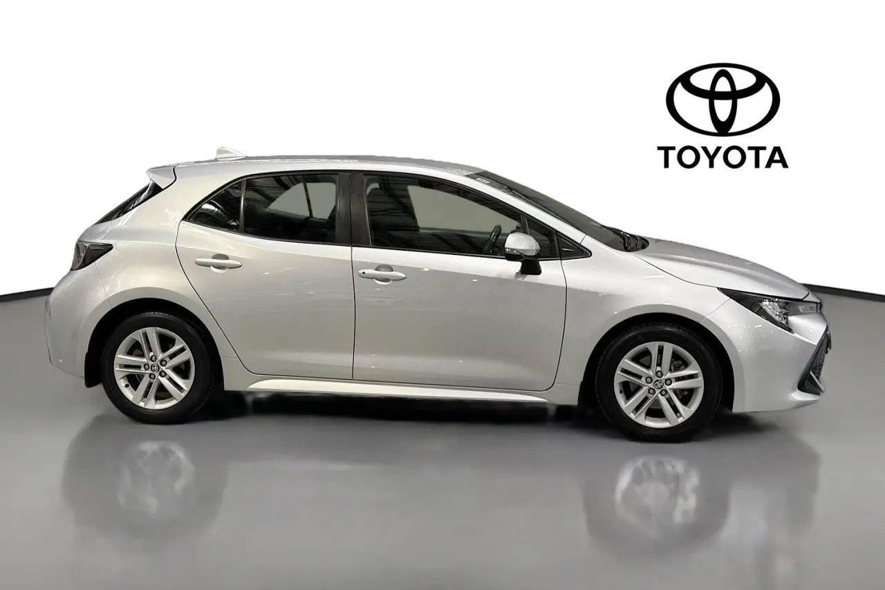 2019 Toyota Corolla Gallery Image 11