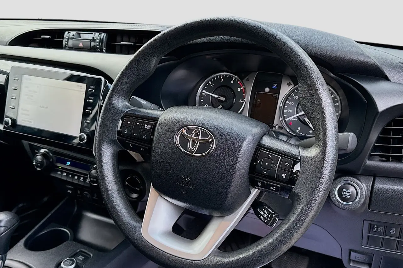 2024 Toyota Hilux Gallery Image 13