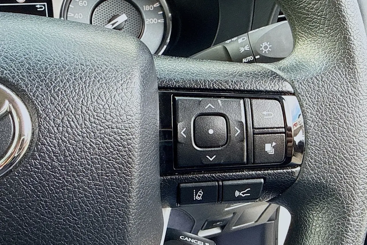 2024 Toyota Hilux Gallery Image 18