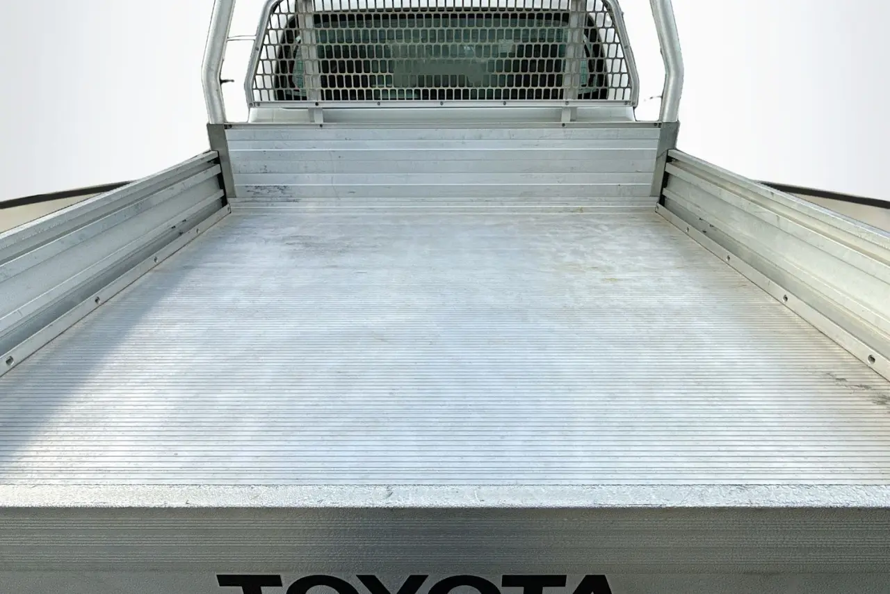 2024 Toyota Hilux Gallery Image 25