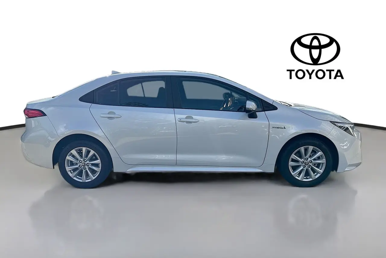 2024 Toyota Corolla Gallery Image 11