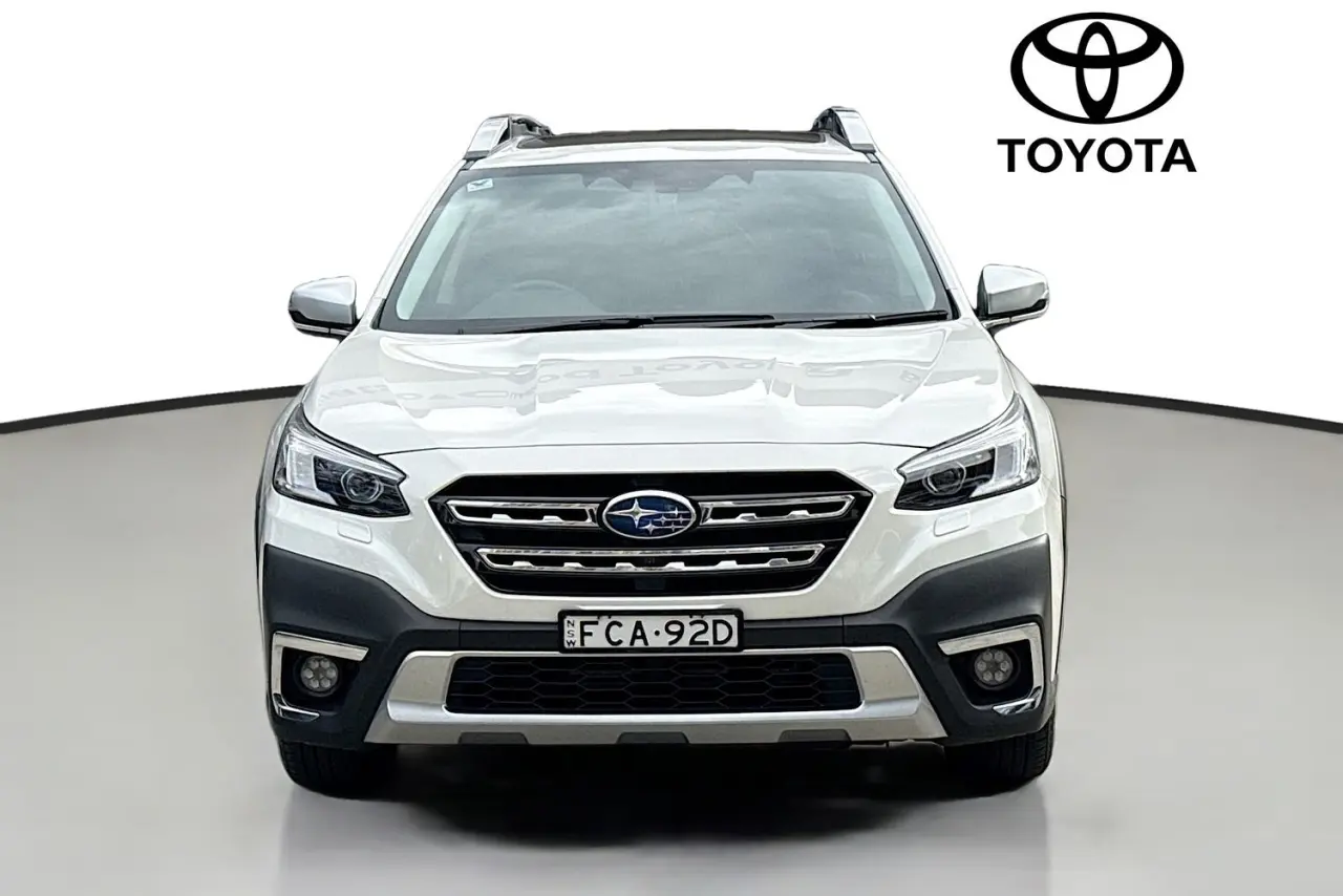 2023 Subaru Outback Gallery Image 2
