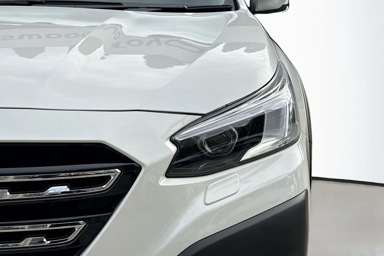 2023 Subaru Outback Gallery Image 3
