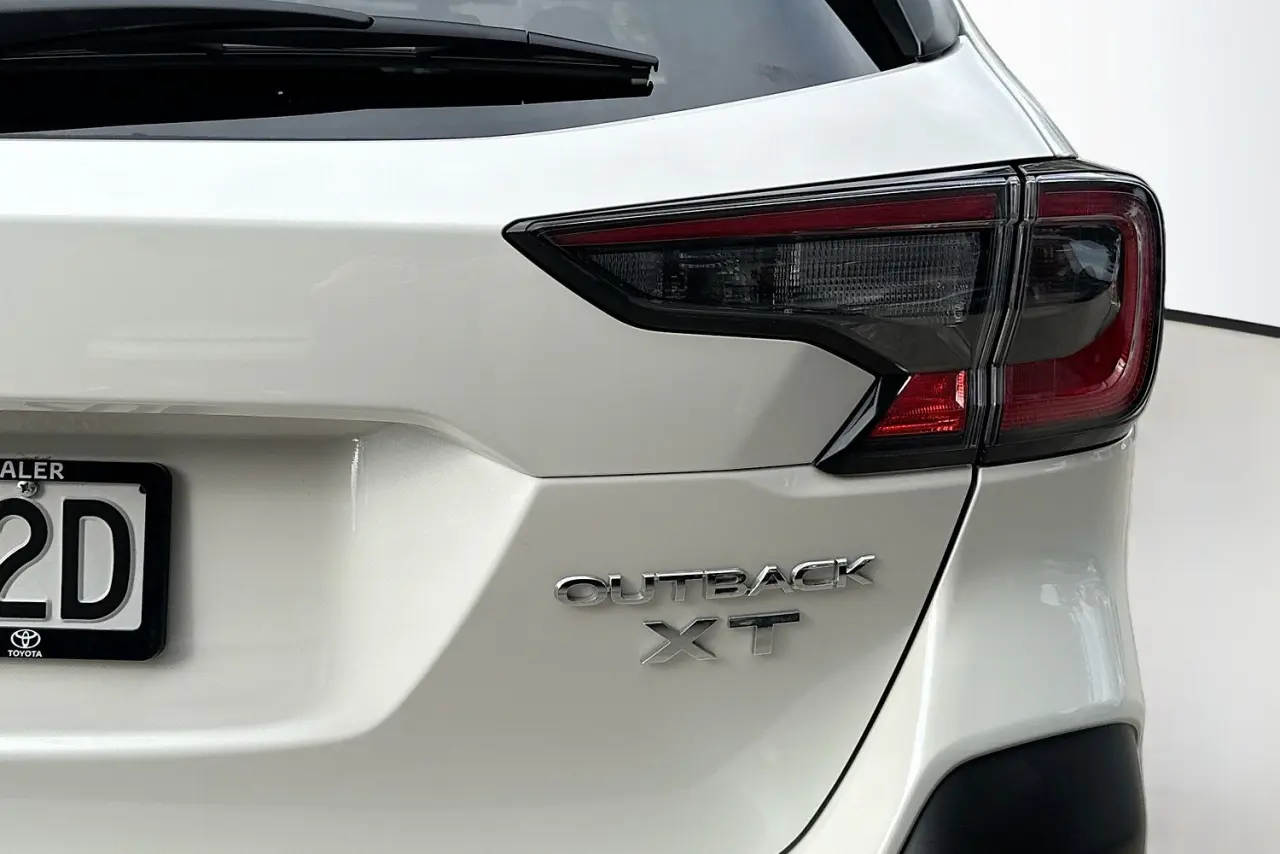 2023 Subaru Outback Gallery Image 9