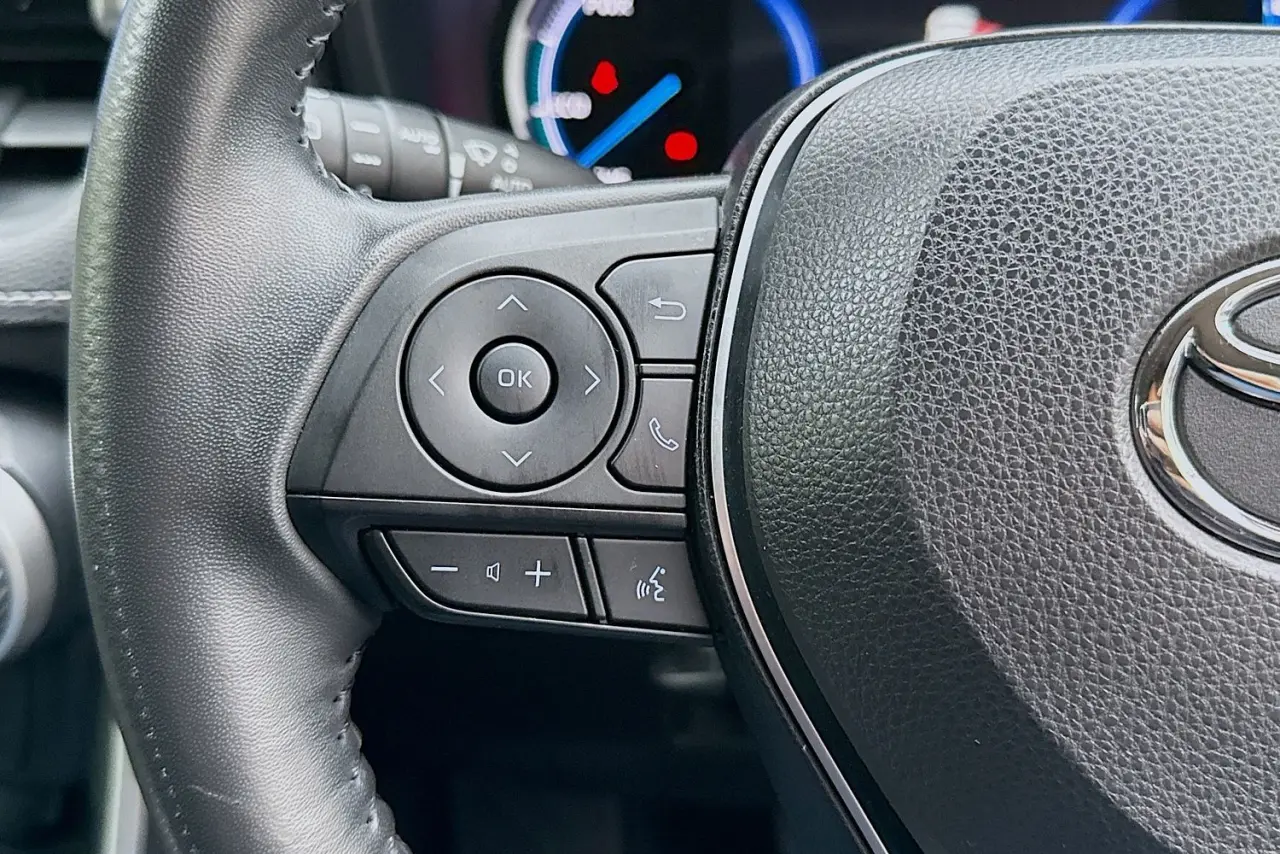 2022 Toyota RAV4 Gallery Image 19