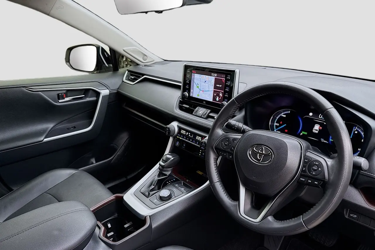 2022 Toyota RAV4 Gallery Image 23