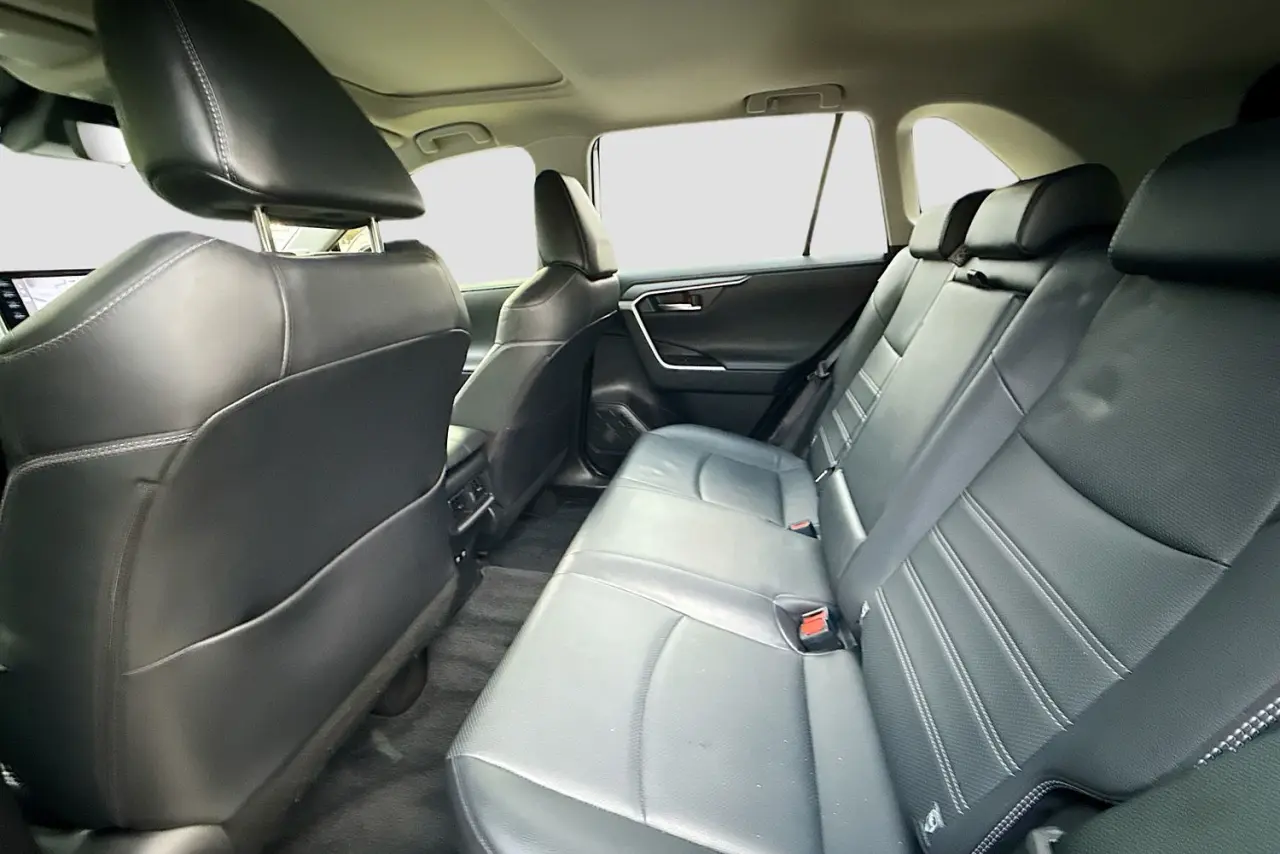2022 Toyota RAV4 Gallery Image 26