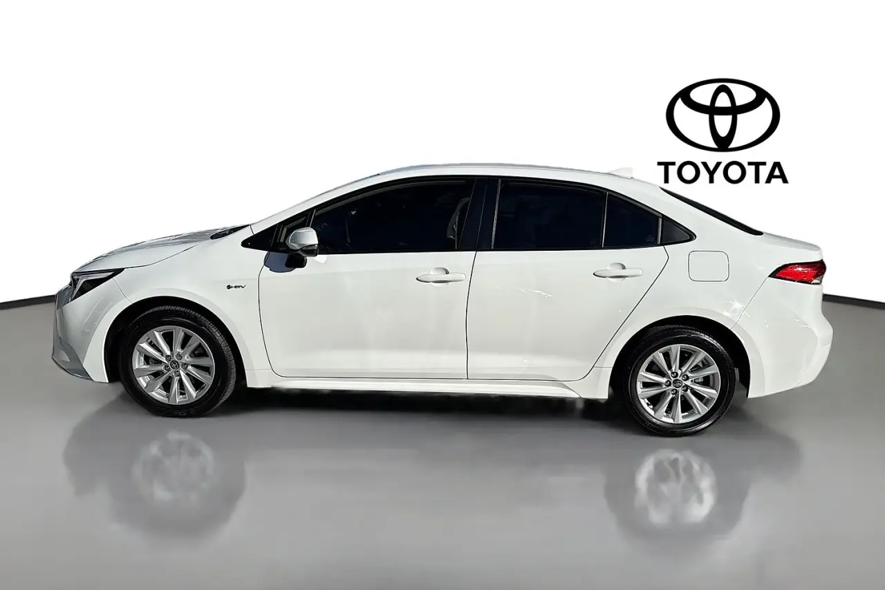 2025 Toyota Corolla Gallery Image 5