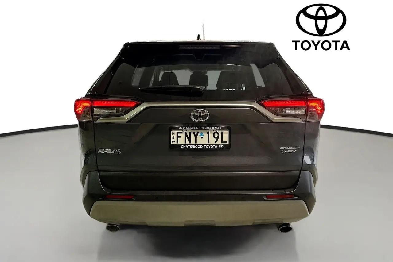 2024 Toyota RAV4 Gallery Image 14