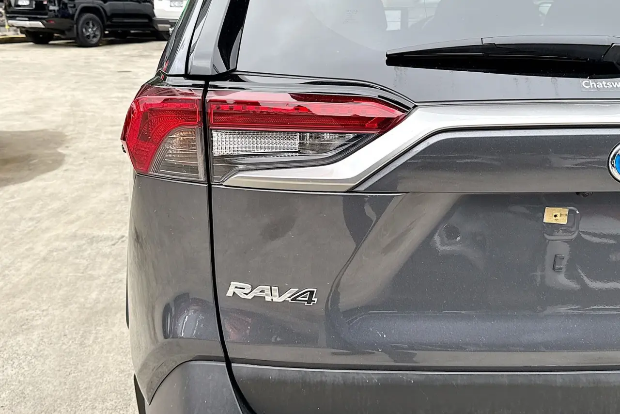 2024 Toyota RAV4 Gallery Image 15