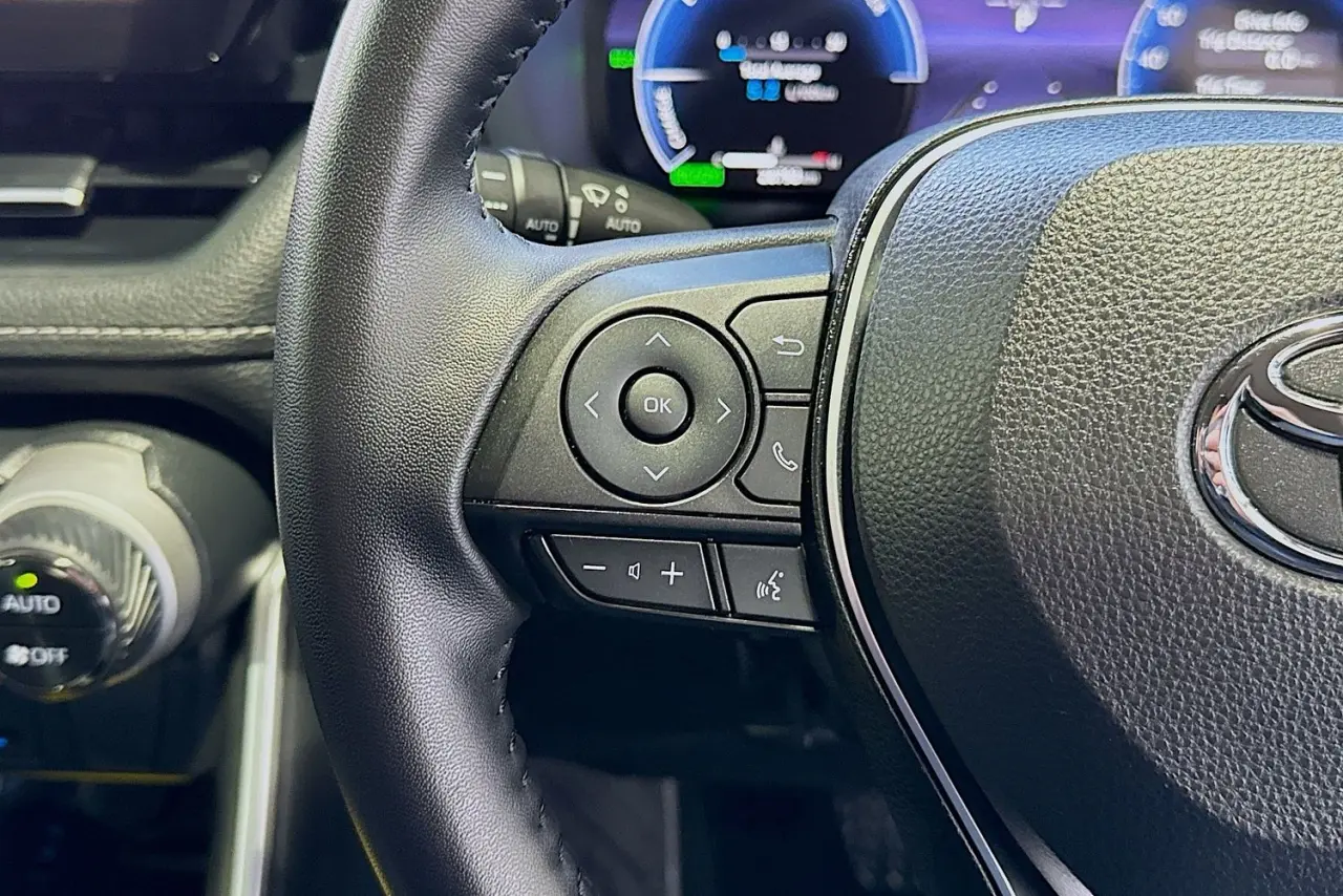 2024 Toyota RAV4 Gallery Image 38