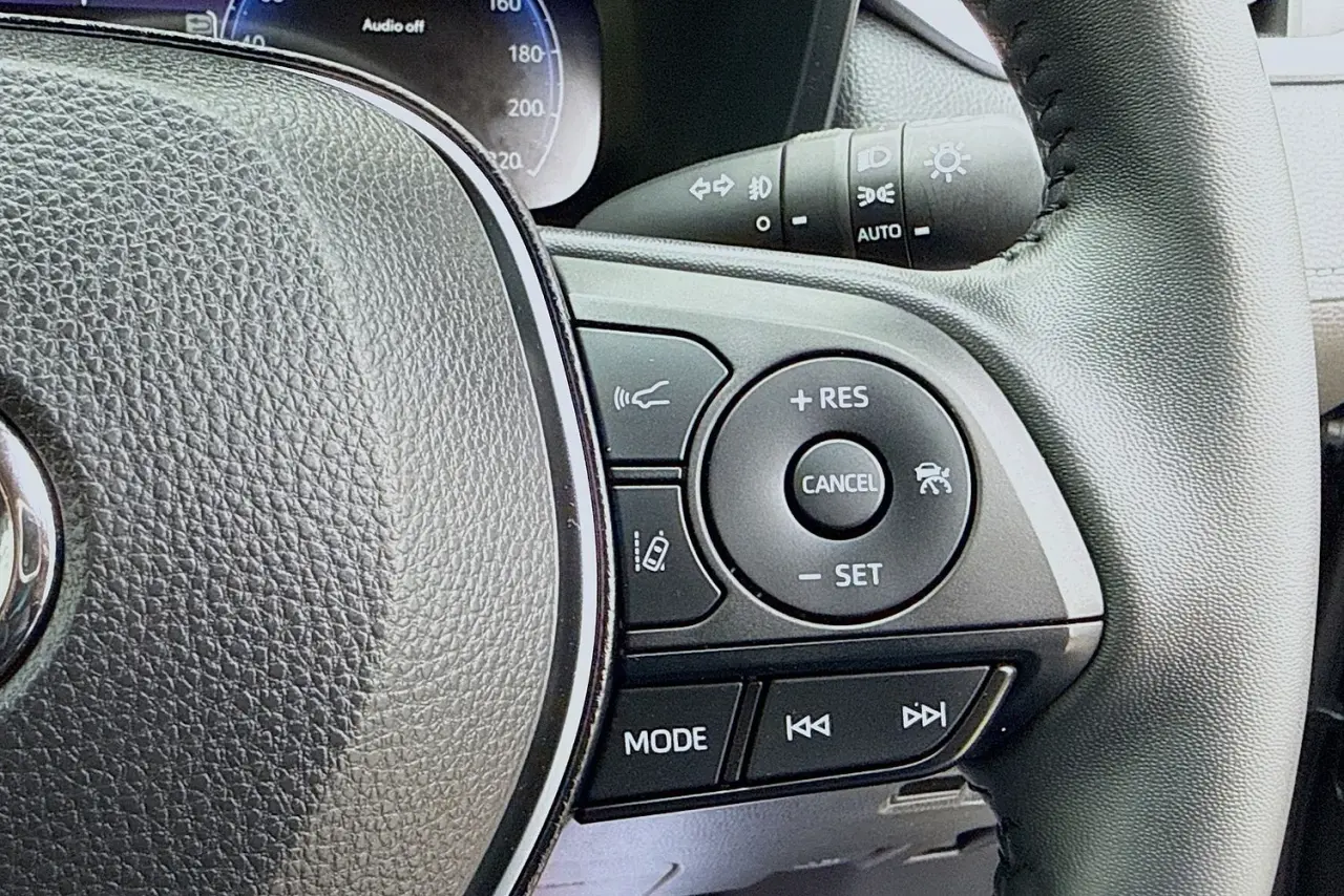 2024 Toyota RAV4 Gallery Image 39