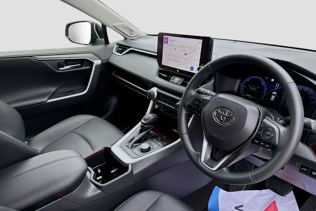 2024 Toyota RAV4 Gallery Image 45