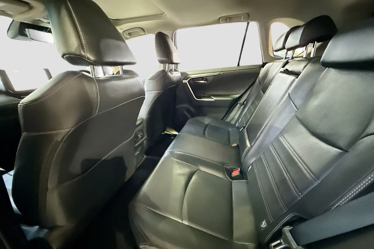 2024 Toyota RAV4 Gallery Image 52