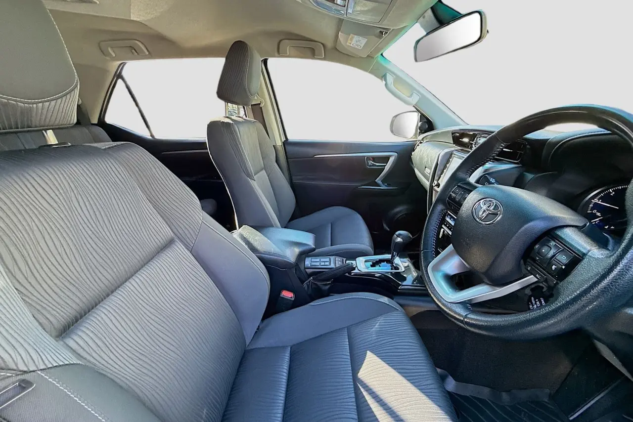2022 Toyota Fortuner Gallery Image 12