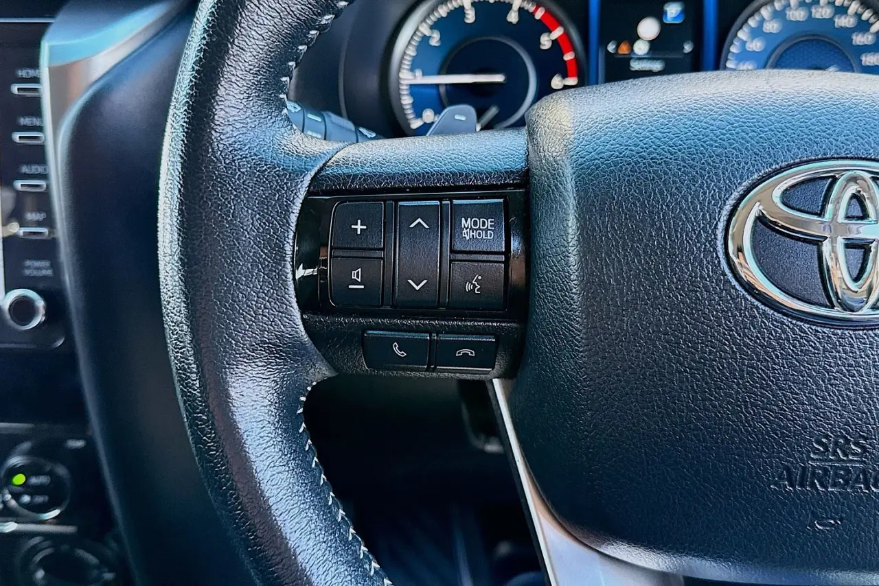 2022 Toyota Fortuner Gallery Image 18