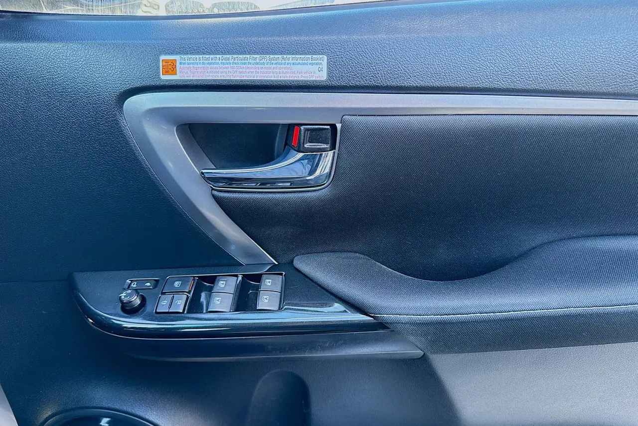 2022 Toyota Fortuner Gallery Image 23
