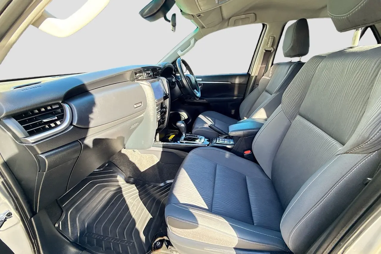 2022 Toyota Fortuner Gallery Image 24