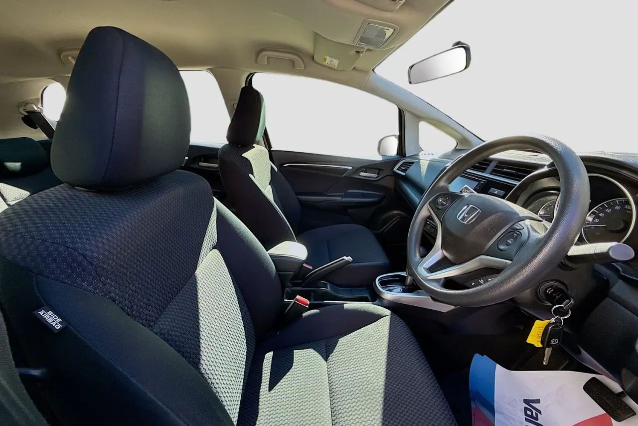 2018 Honda Jazz Gallery Image 12
