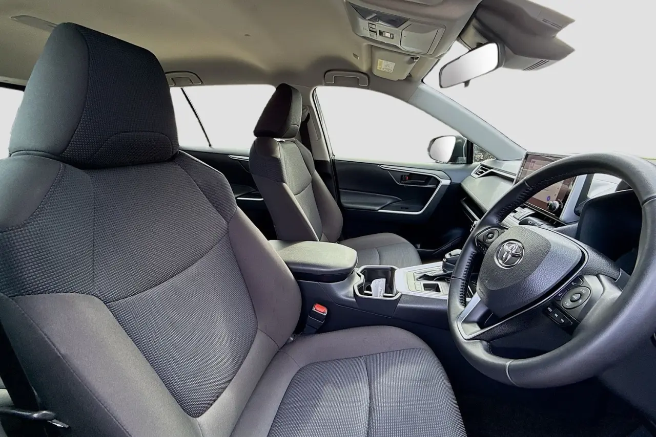 2025 Toyota RAV4 Gallery Image 12