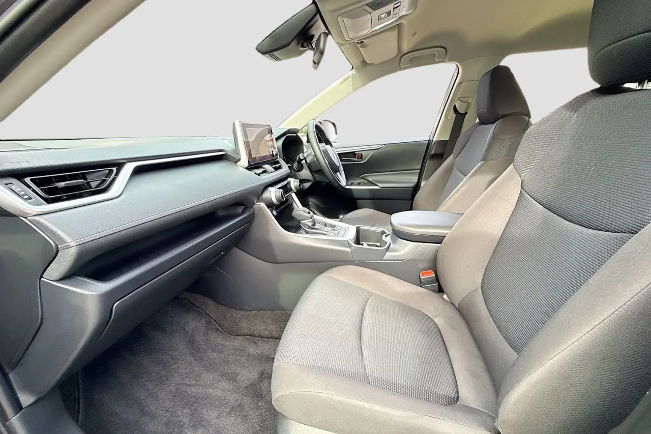 2025 Toyota RAV4 Gallery Image 23