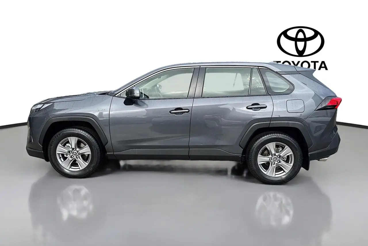 2025 Toyota RAV4 Gallery Image 5