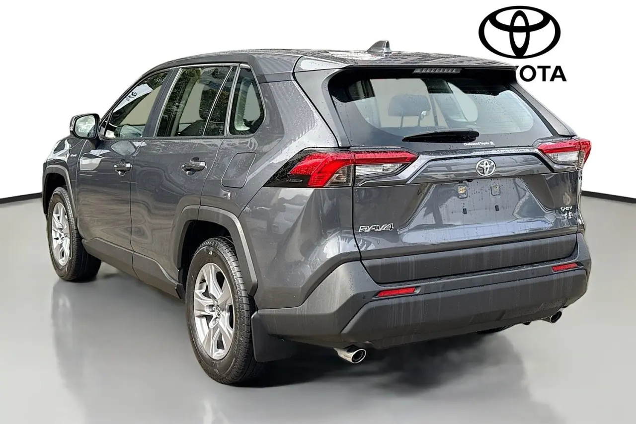 2025 Toyota RAV4 Gallery Image 6