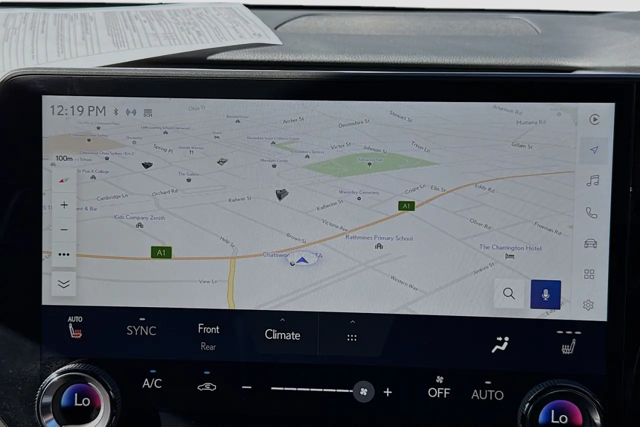 2025 Lexus RX Gallery Image 16