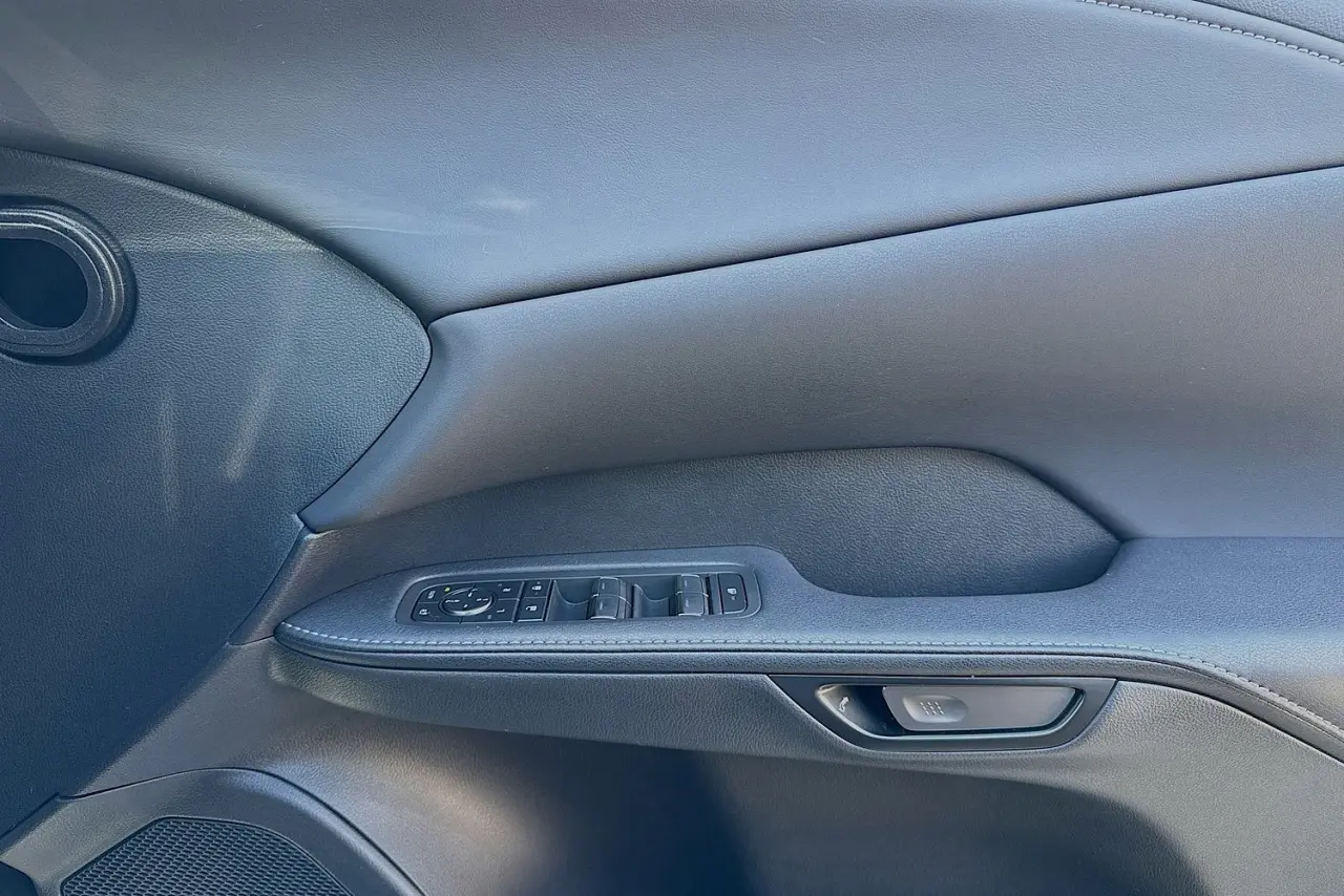 2025 Lexus RX Gallery Image 23