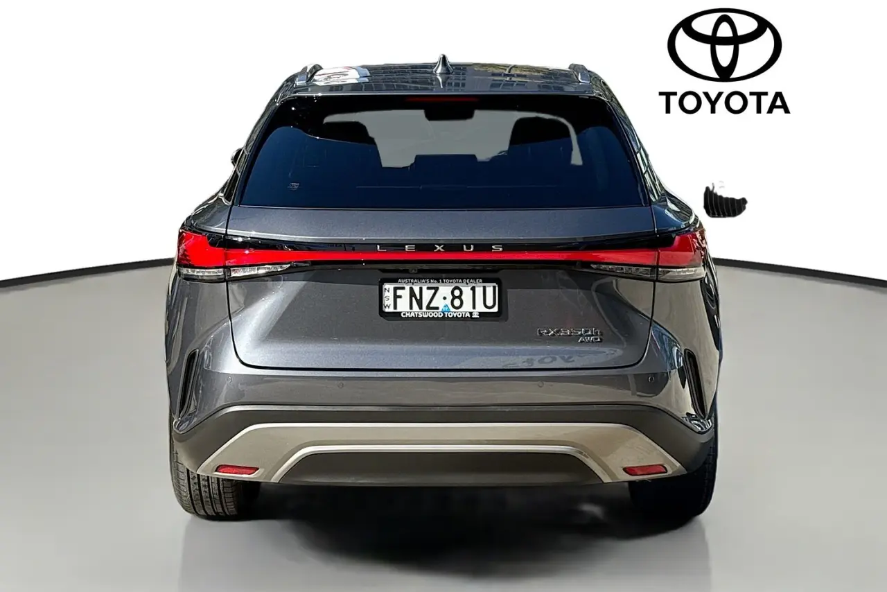 2025 Lexus RX Gallery Image 7