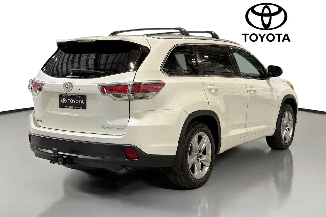 2016 Toyota Kluger Gallery Image 10